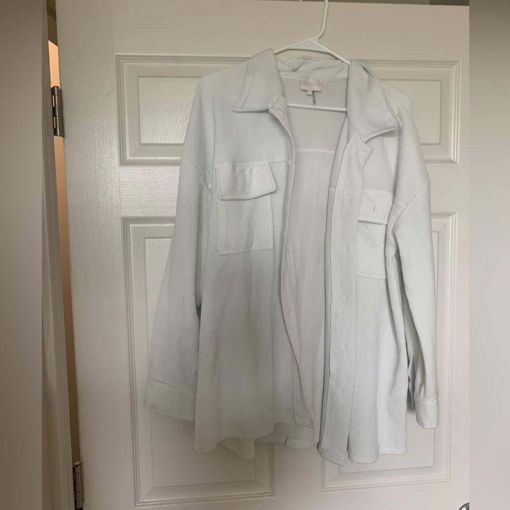 White Shacket